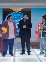 مصطفى غريب مع هشام ماجد وشيكو في الحلقة الأخيرة