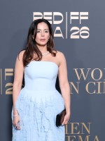 عائشة كاي Aixa Kay في فعالية المرأة في السينما على هامش مهرجان كان السينمائي 2026. مصدر الصورة: Daniele Venturelli/Getty Images for Red Sea Film Foundation