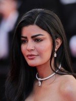 ميلا الزهراني في مهرجان كان السينمائي 2026 (مصدر الصورة: Neilson Barnard/Getty Images)