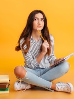 عدد ساعات المذاكرة ليس الفيصل الحقيقي للتحصيل - المصدر freepik