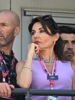 أشهر 7 لاعبين عالميين يظهرون في ملاعب 2026 لدعم أبنائهم (مصدر الصورة: Photo by GABRIEL BOUYS : POOL : AFP)