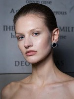 تبييض البشرة