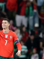  كريستيانو رونالدو في ملعب جوزيه ألفالادي في لشبونة (Cristiano Ronaldo at Jose Alvalade stadium in Lisbon). مصدر الصورة: PATRICIA DE MELO MOREIRA / AFP 