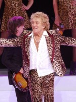 رود ستيوارت في ناشفيل، تينيسي (Rod Stewart in Nashville, Tennessee) -مصدر الصورة: Jason Kempin/Getty Images/AFP