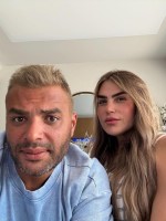 رامي صبري وزوجته- الصورة من حسابه على إنستغرام