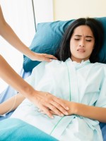 صورة لحامل تدخل مرحلة الاجهاض
