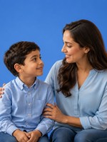 صورة لأم مع طفلها في علاقة جميلة