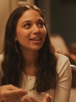 لقطة شاشة من مسلسل أندر إيدج
