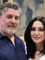 الفنانة سلاف فواخرجي برفقة زوجها الفنان وائل رمضان- الصورة من حسابها الخاص بإنستغرام