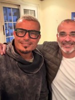 أيمن يهجت قمر وعمرو دياب- الصورة من صفحة أيمن بهجت قمر بالفيسبوك