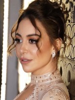 مجوهرات منة شلبي- الصورة من حسابها على انستجرام