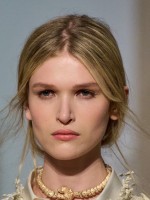 من عرض فنديFendi لخريف شتاء 2026-2027-الصورة من Launchmetrics/Spotlight©