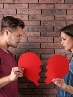 نصائح لتجاوز صدمة العلاقات الفاشلة- مصدر الصورة: envato
