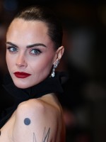 كارا ديليفين في مهرجان كان السينمائي بدورته الـ79 Cara Delevingne arrives for the screening of the film "Club Kid" at the 79th edition of the Cannes Film Festival - مصدر الصورة Sameer AL-DOUMY / AFP