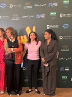 يسرا وياسمين رئيس ودنيا سامي - الصورة خاصة  بسيدتي  من تصوير زكية البلوشي