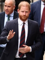 الأمير هاري في وسط لندن (Prince Harry in central London). مصدر الصورة: HENRY NICHOLLS / AFP