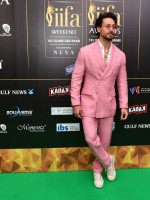 تايغر شروف في أبوظبي (Tiger Shroff in Abu Dhabi). مصدر الصورة: Ryan LIM / AFP