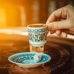 عبارات عن القهوة والحب