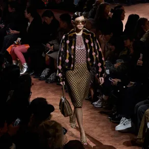 إطلالة من فندي Fendi - الصورة من Launchmetrics/Spotlight ©