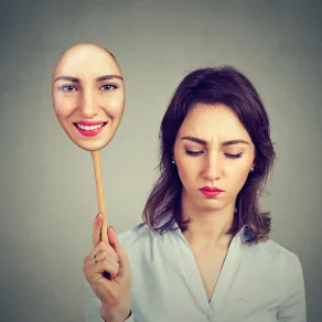 إعادة برمجة الدماغ للتغلُّب على الألم كيف تتم؟