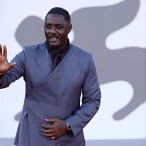إدريس إلبا  Idris Elba، من مهرجان فينيسيا السينمائي 2025. مصدر الصورة: Andreas Rentz/Getty Images
