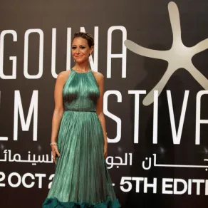 منة شلبي Menna Shalabi من مهرجان الجونة 2021. مصدر الصورة: Khaled DESOUKI / AFP