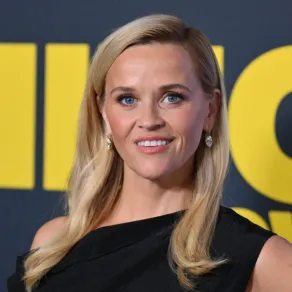 ريس ويذرسبون في نيويورك (Reese Witherspoon in New York). مصدر الصورة: ANGELA WEISS / AFP