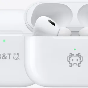 سماعة AirPods من أبل