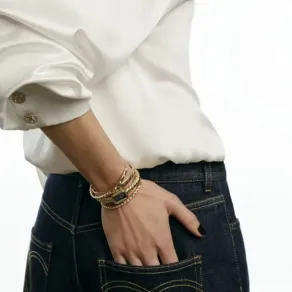 ساعة Première Galon من شانيل تايم بيسيز Chanel Timepieces - الصورة من العلامة 