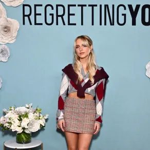 ماكينا غريس لـ"سيدتي": كيمياء Regretting You بدأت قبل التصوير.. ومايسون ثايمز أقرب شركائي