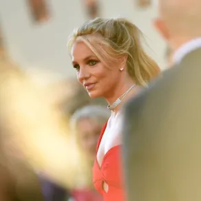 بريتني سبيرز في مسرح TCL الصيني في هوليوود، كاليفورنيا. (Britney Spears at the TCL Chinese Theatre in Hollywood, California). مصدر الصورة: VALERIE MACON / AFP