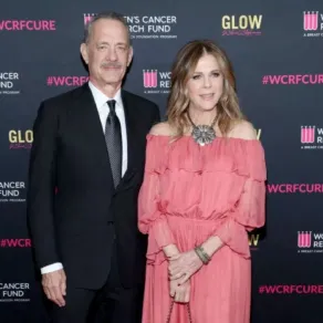 توم هانكس وريتا ويلسون في بيفرلي هيلز، كاليفورنيا (Tom Hanks and Rita Wilson in Beverly Hills, California). مصدر الصورة: Phillip Faraone/Getty Images for Women's Cancer Research Fund/AFP
 توم هانكس وريتا ويلسون في بيفرلي هيلز، كاليفورنيا (Tom Hanks and Rita Wilson in Beverly Hills, California). مصدر الصورة: Phillip Faraone/Getty Images for Women's Cancer Research Fund/AFP