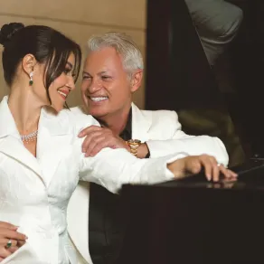 أروى جودة وزوجها - الصورة من مكتبها الصحفي