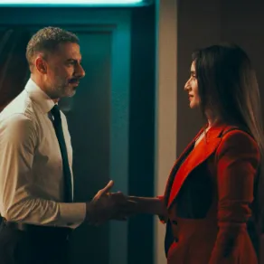 مسلسل ورد وشوكولاتة- الصورة من الشركة المنتجة مسلسل ورد وشوكولاتة- الصورة من الشركة المنتجة