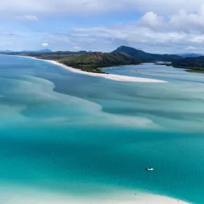 الحاجز المرجاني العظيم أجمل روائع الطبيعة الحاجز المرجاني العظيم أجمل روائع الطبيعة