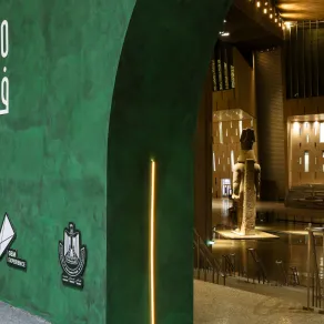 معرض "فن القاهرة" المعرض الفني الدولي الرائد في مصر معرض