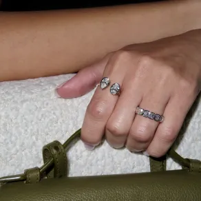 تصاميم من مجوهرات Kayaa – الصورة من العلامة