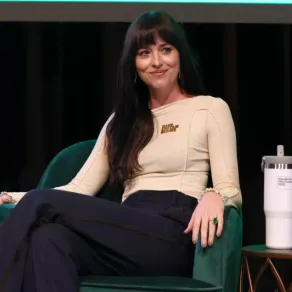 داكوتا جونسون في بارك سيتي، يوتا Dakota Johnson-  مصدر الصورة: Robin Marchant/Getty Images/AFP