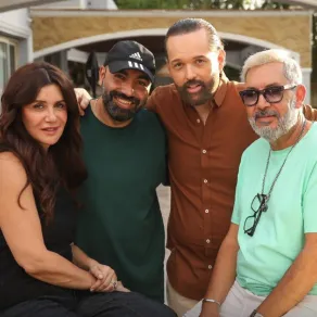 أسرة مسلسل وتر حساس - الصورة من الشركة المنتجة أسرة مسلسل وتر حساس - الصورة من الشركة المنتجة