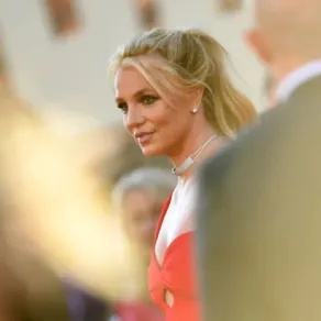 بريتني سبيرز في مسرح TCL الصيني في هوليوود كاليفورنيا. (Britney Spears at the TCL Chinese Theatre in Hollywood, California). مصدر الصورة: VALERIE MACON / AFP بريتني سبيرز في مسرح TCL الصيني في هوليوود كاليفورنيا. (Britney Spears at the TCL Chinese Theatre in Hollywood, California). مصدر الصورة: VALERIE MACON / AFP