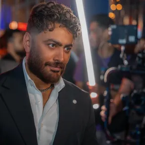 تامر حسني- الصورة من صفحته على فيسبوك تامر حسني- الصورة من صفحته على فيسبوك