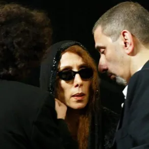 فيروز وابنها زياد الرحباني - صورة أرشيفية