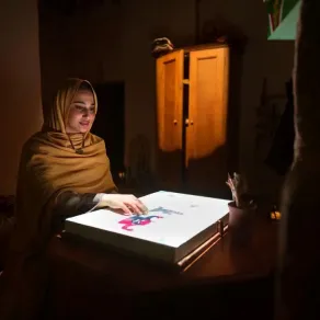 التجربة تعيد إحياء الذاكرة الشعبية للبلدة التي بُنيت من الطين - الصورة من واس التجربة تعيد إحياء الذاكرة الشعبية للبلدة التي بُنيت من الطين