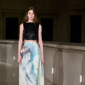 إرديم Erdem- مصدر الصورة Launchmetrics/Spotlight © إرديم Erdem- مصدر الصورة Launchmetrics/Spotlight ©