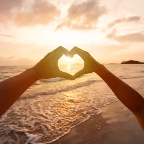 اعجاب رجل العقرب 