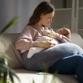 صورة لامرأة 