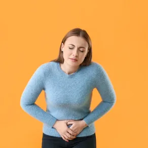 صورة لحامل تشكو من الألم