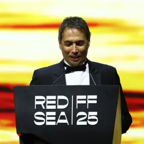 شون بيكر Sean Baker في مهرجان البحر الأحمر السينمائي 2025- مصدر الصورة: (Photo by Tim P. Whitby/Getty Images for The Red Sea International Film Festival شون بيكر Sean Baker في مهرجان البحر الأحمر السينمائي 2025- مصدر الصورة: (Photo by Tim P. Whitby/Getty Images for The Red Sea International Film Festival