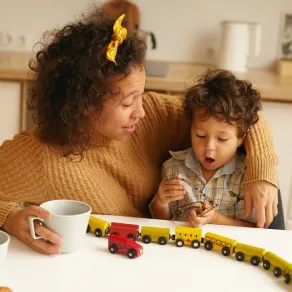 صورة لأم مع طفلها