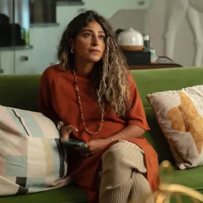 شجون الهاجري - الصورة من صفحتها على انستغرام شجون الهاجري - الصورة من صفحتها على انستغرام